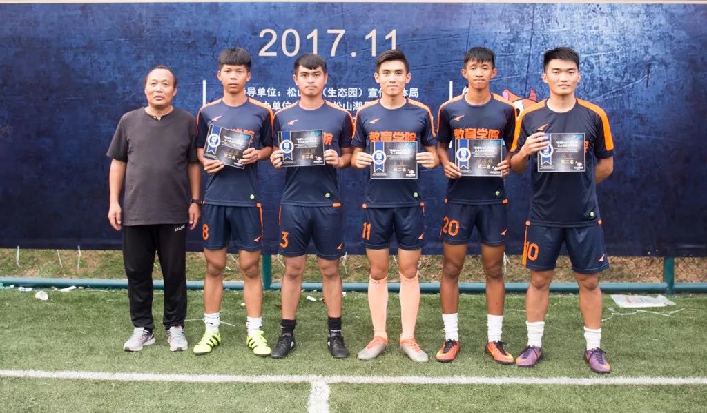 游泳夜战：三湘天虎队读秒扳平滇池霹雳队，主帅临场妙招边后卫成为亮点(灌篮从灌篮高手开始)