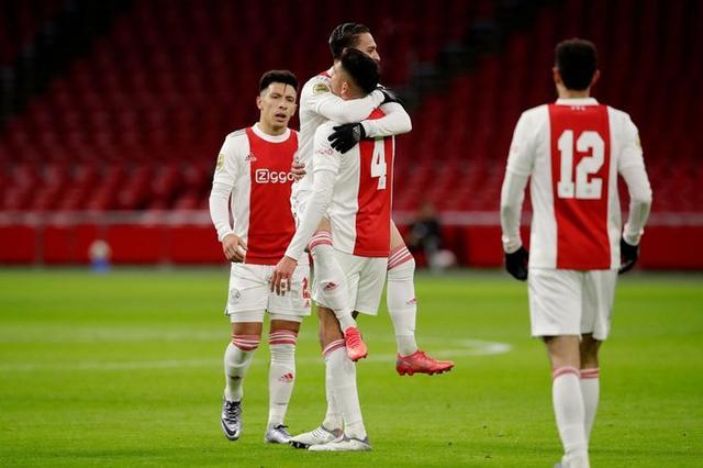  英超最新帮派关系 